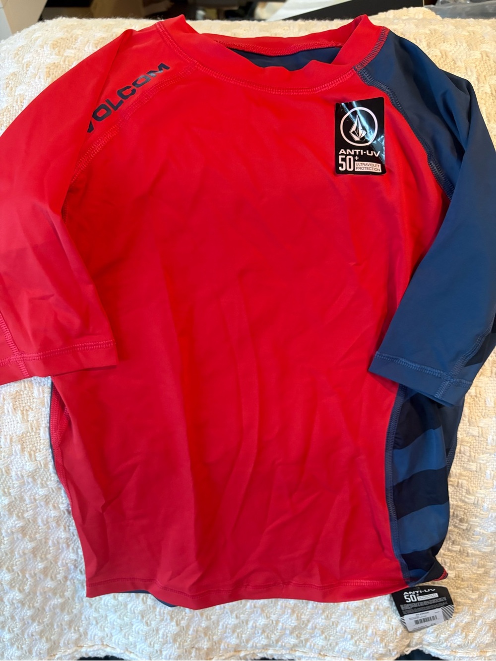 Volcom Red and Blue Short-Sleeve Rash Guard - Picture 2 of 15